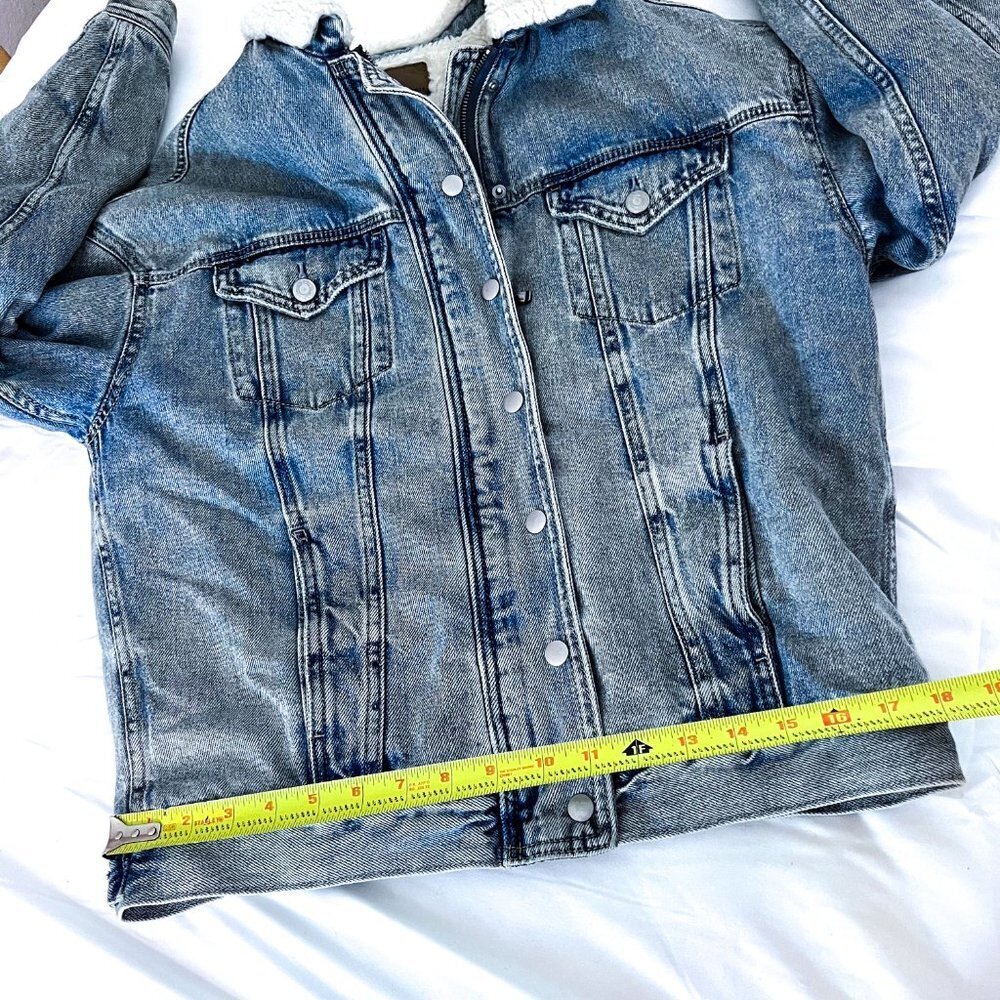 Denim Trucker Sherpa lined jacket Size Small - Picture 9 of 12